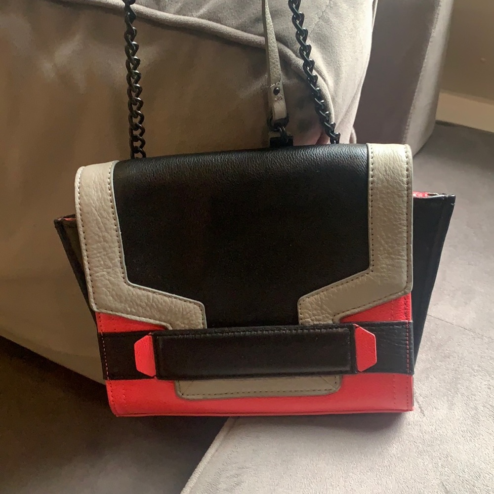 Vince Camuto Leathee CrossBody Bag